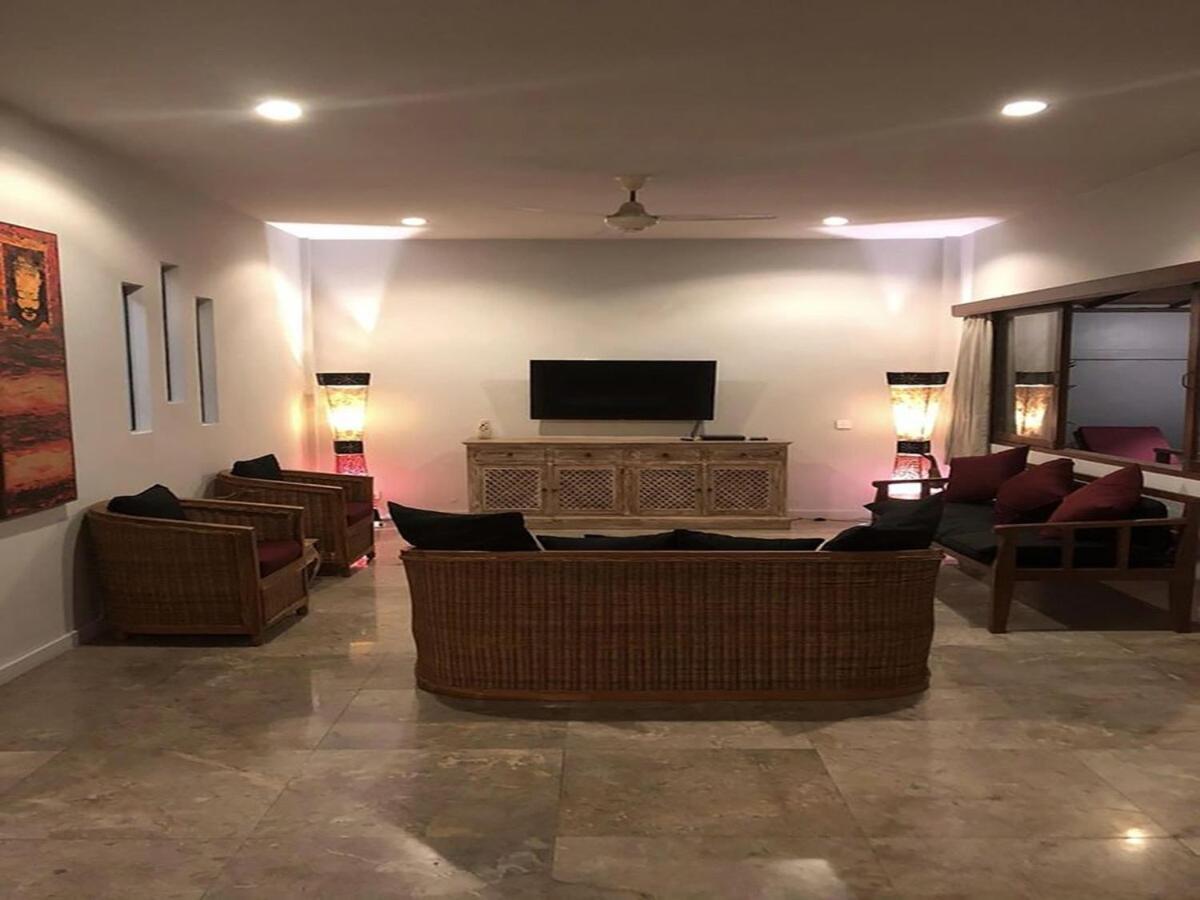 Shishi Bali Villa Seminyak  Exterior photo