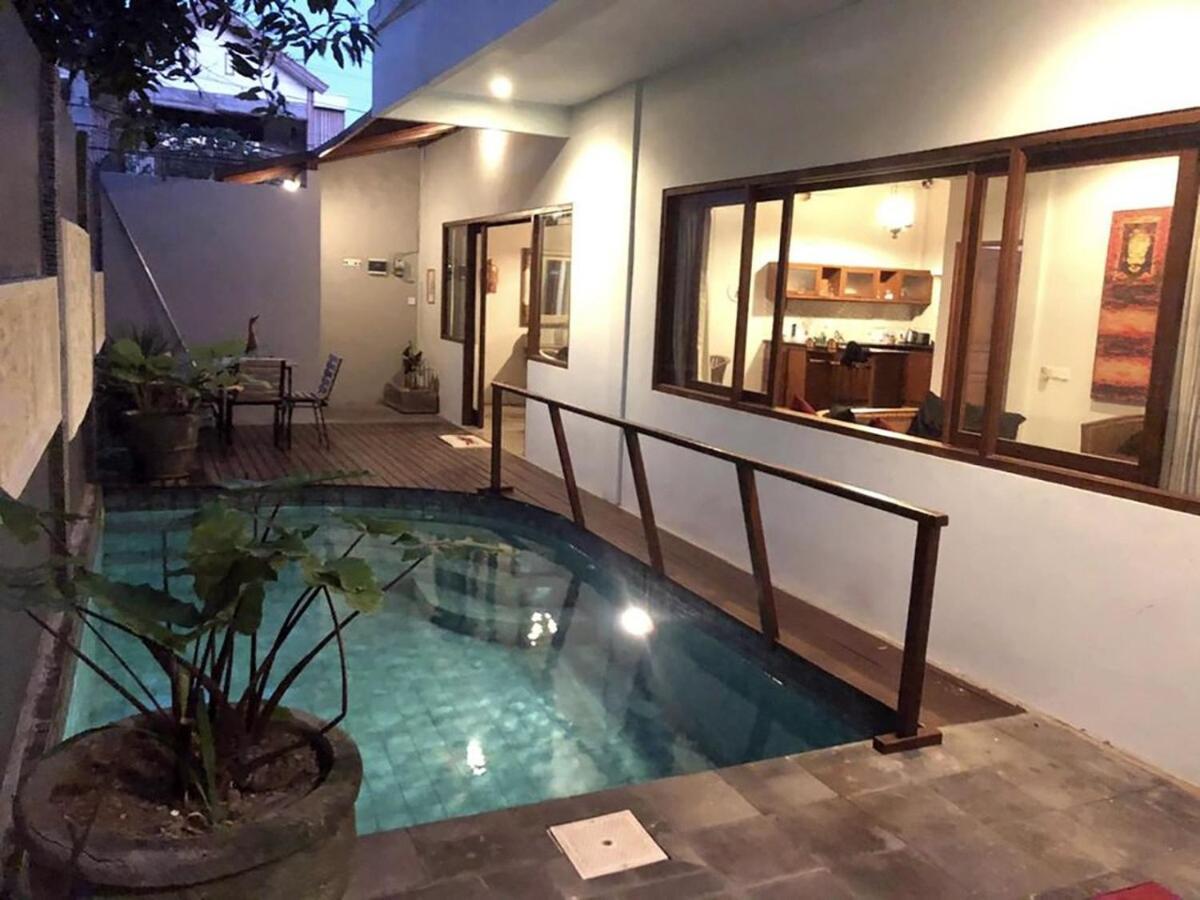 Shishi Bali Villa Seminyak  Exterior photo